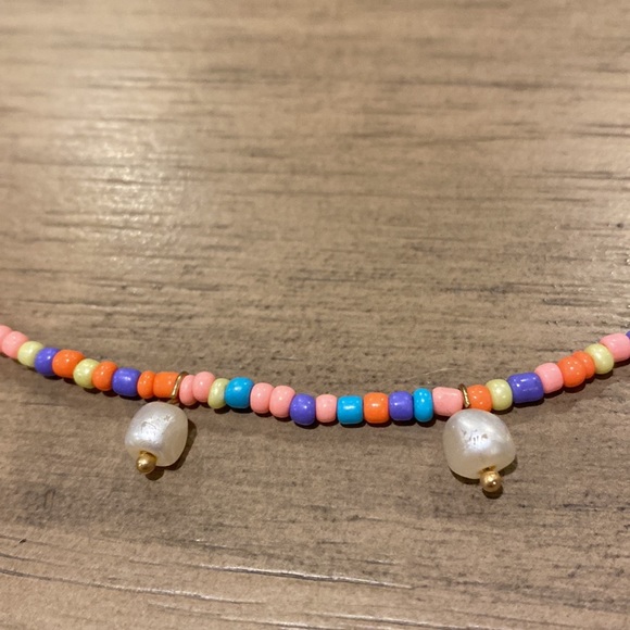 Simulated Pearl Beaded Necklace - Picture 2 of 3